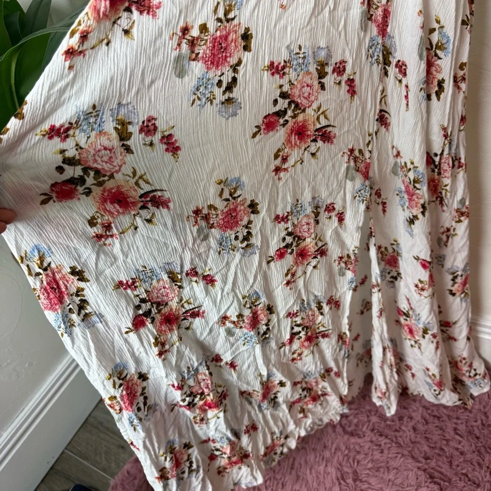 Flower Cream Maxi Dress - Picture 8 of 12
